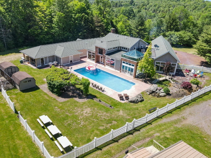 Image of Villa/Castle for Rent in Blakeslee Poconos, PA with Indoor Pool