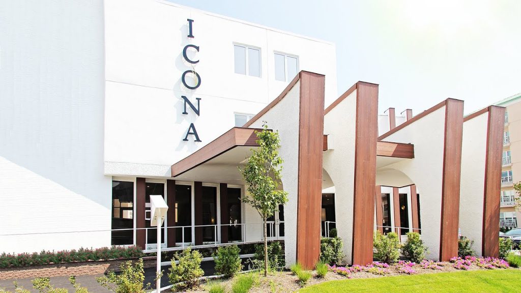 Front view of Icona resort hotel in New Jersey