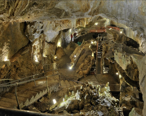 Image of one of the crystal caves at Crystal Cave Park in Kutztown PA