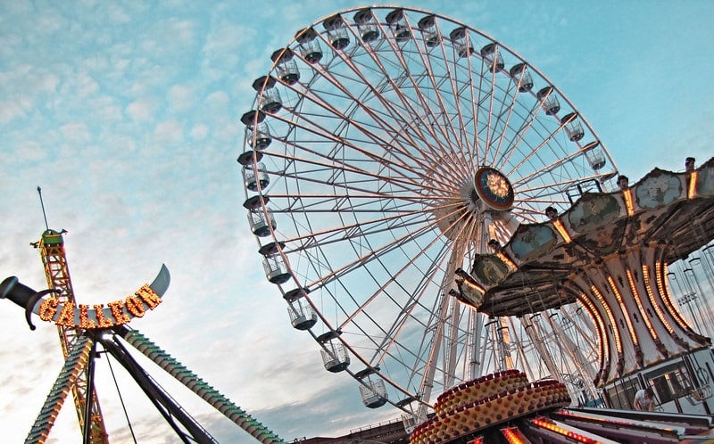 Photo of a ferris wheel at gillian's wonderland pier in ocean city NJ.