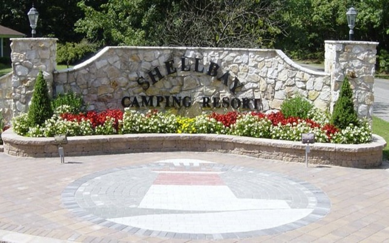 Photo of the stone sign in front of Shell Bay Campground in Cape May NJ