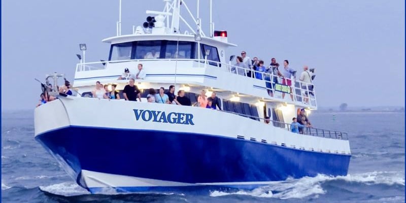 Image of a Voyager party boat on the water in Point Pleasent, NJ.