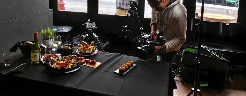 MOMPOU Tapas Wine Bar and Lounge