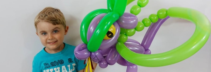 Fast and Friendly Balloon Twister Lana 