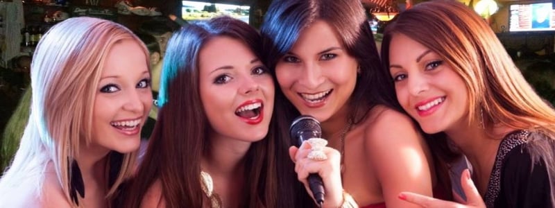 Grasshopper off the Green 