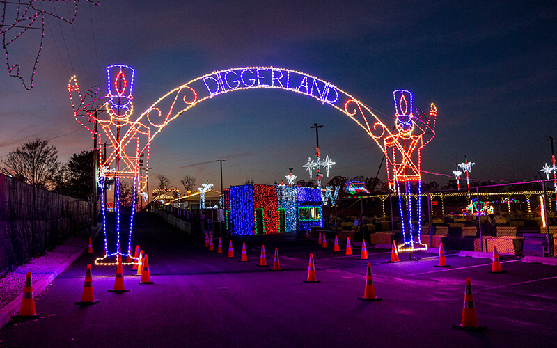 Entrance to the Diggerland Drive-thru Holiday Light Show