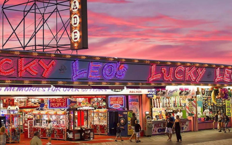 Image of Lucky Leo's arcade on the Seaside Heights boardwalk in NJ
