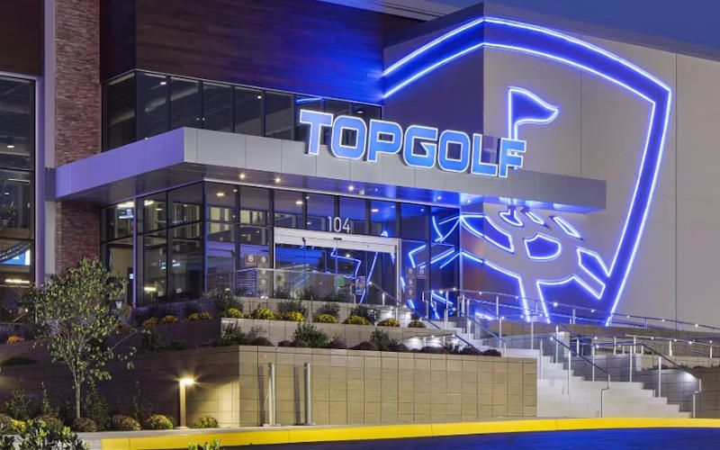 Image of the front of the topgolf building in Mount Laurel NJ